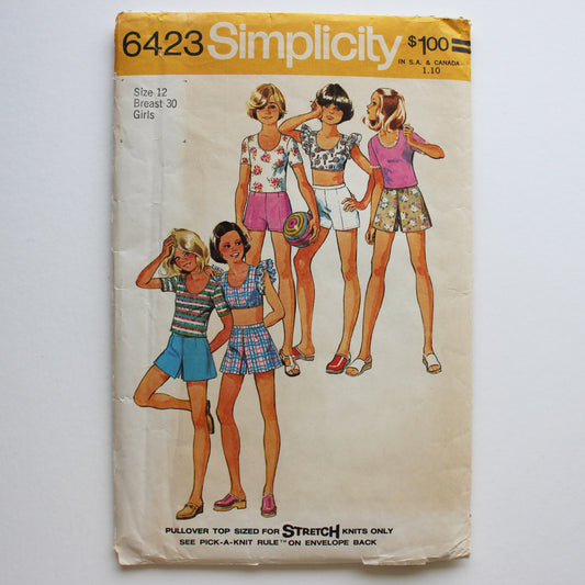 1974 Simplicity 6423 Sewing Pattern Girls Top Pantskirt Shorts Size 12