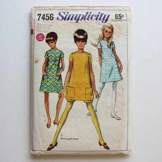 1967 Simplicity 7456 Sewing Pattern Girls Dress Shorts Size 13/14