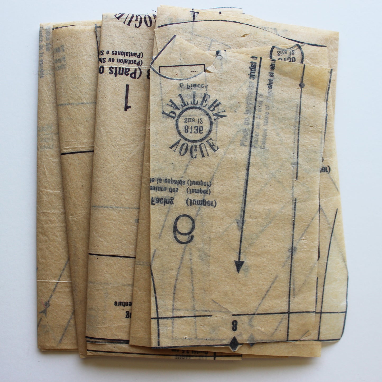 1970s Vogue 8136 Sewing Pattern Misses Jumper Pants Shorts Size 12