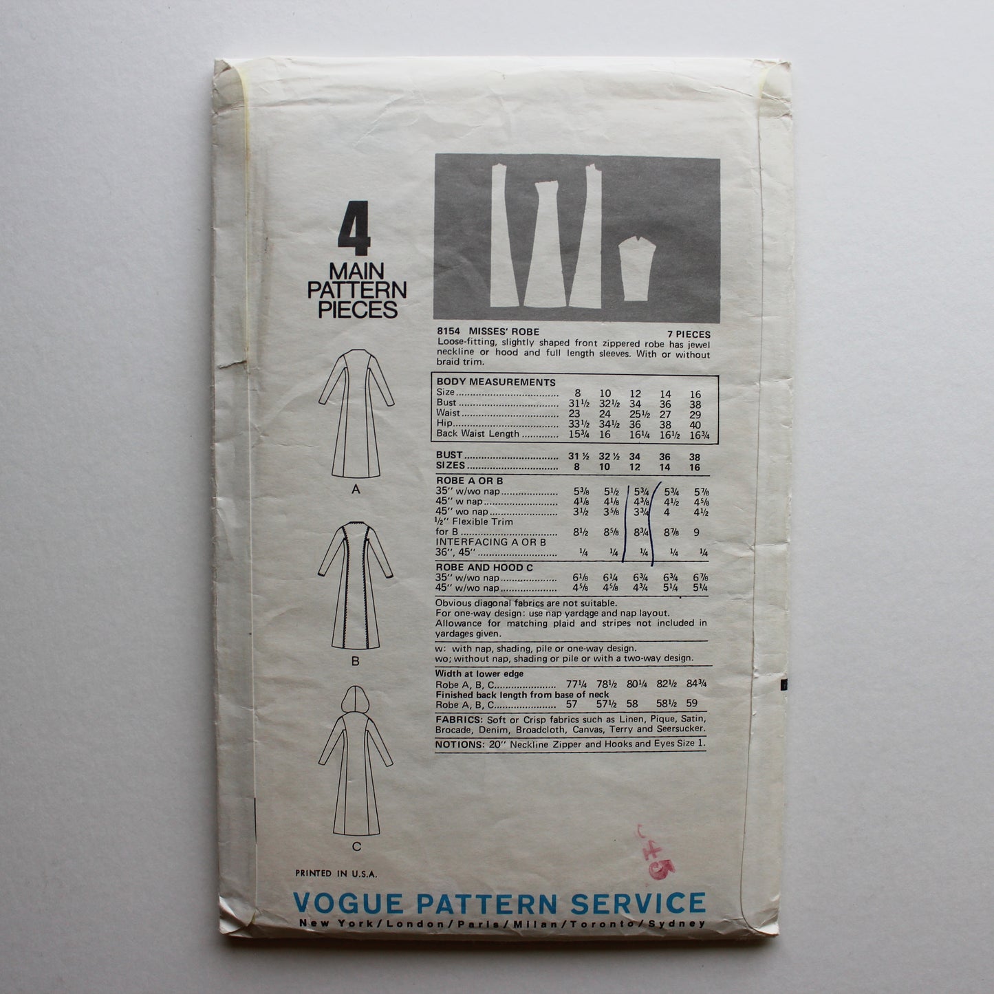 1970s Vogue 8154 Sewing Pattern Misses Robe Size 12